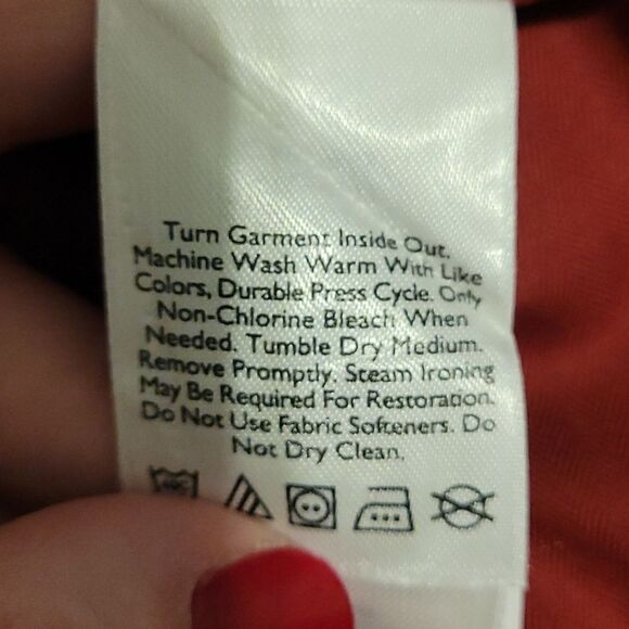 Eddie Bauer classic fit wrinkle and stain resistant men's dress shirt - Picture 4 of 5